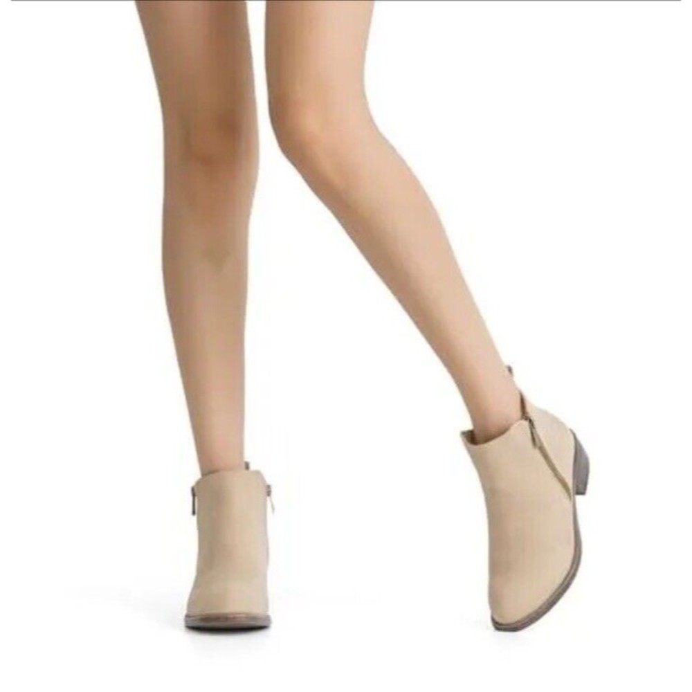 Women's Elegant Ankle Boots Thick Low Heel Tan Nubuck Zipper Round Toe Size 7.
